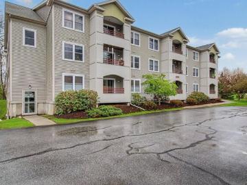 Lime Kiln Rd Apt,south Burlington, Condo For Sale