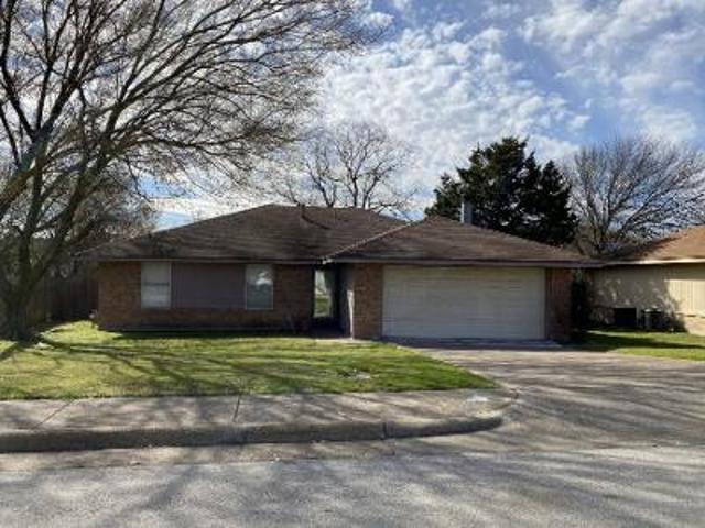 Lime Leaf Ln