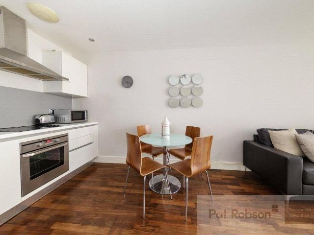 Lime Square, Ouseburn NE1 2 bed apartment to rent £1,100 pcm £254 pw