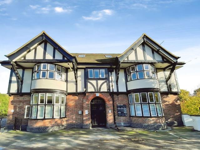 Lime Tree House, 23, London Road, Farningham DA4, 2 bed flat to rent, £1,500 pcm | PrimeLocation