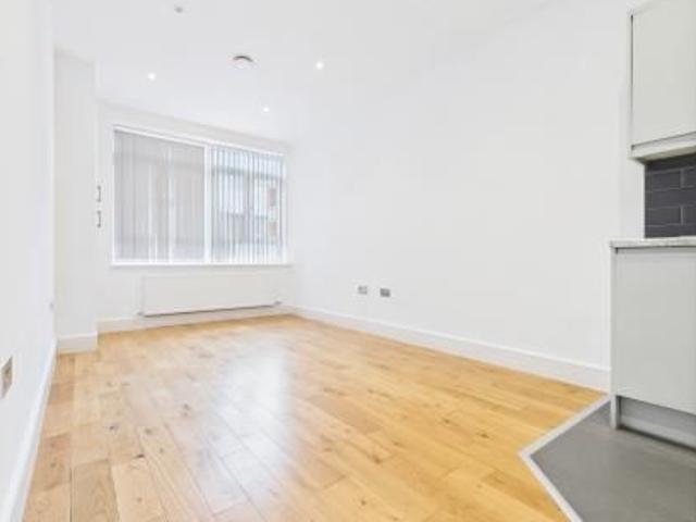 Lime Tree Way, Chineham, Basingstoke, RG24
