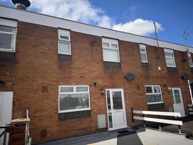 Limehurst Square, Northampton NN5, 2 bed flat to rent, £1,050 pcm | PrimeLocation