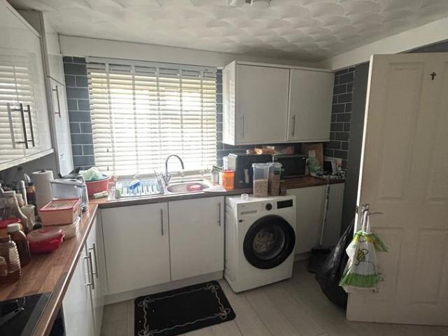Limes Avenue, Chigwell IG7, 3 bed terraced house to rent, £2,200 pcm | PrimeLocation