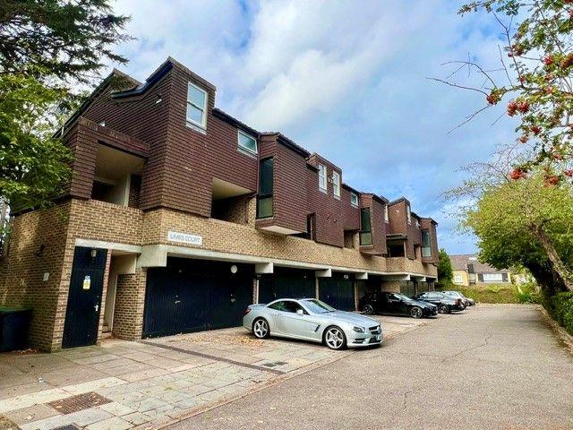 Limes Road, Beckenham BR3, 1 bed flat to rent, £1,350 pcm | PrimeLocation