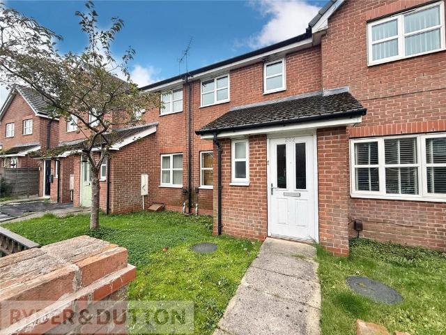 Limeside Road, Limeside, Oldham, OL8 2 bed townhouse to rent £1,050 pcm £242 pw