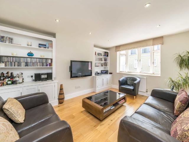 Limerston Street, Chelsea SW10, 2 bed flat to rent, £2,800 pcm | PrimeLocation