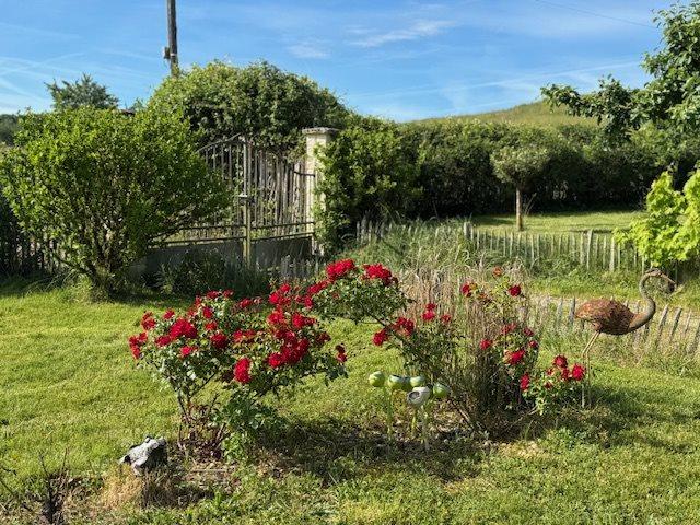 Limeyrat 24210 Dordogne: Longere 226M2 Habitable 2762 M2 Ter. 226m² Limeyrat