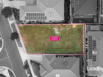 LIMITED OPPORTUNITY IN ROSENTHAL! TITLED LAND!