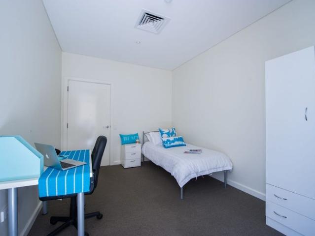 LIMITED TIME OFFER! FULLY FURNISHED CBD SHARED ACCOMODATION!