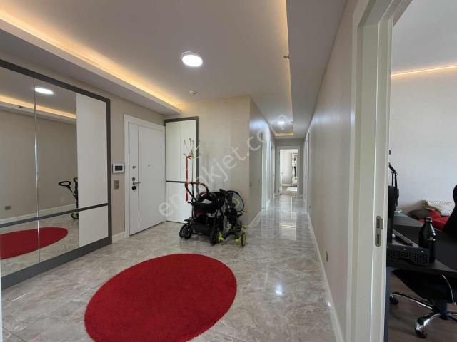 Limka Multiflat 4+1 Manzaralı 7/24 Güvenlik'li Daire