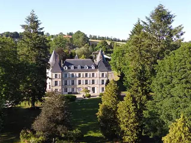 Limoges 87000 Achat / Vente maison 15 pièces t15 au dernier étage piscine