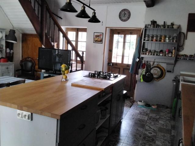 Limousin rural 87. Maison familiale proche de toutes commo. 158m² Magnac Laval