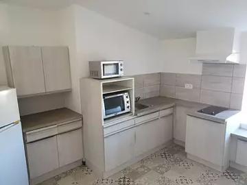 Limoux 11300 Location appartement 2 pièces t2 cave
