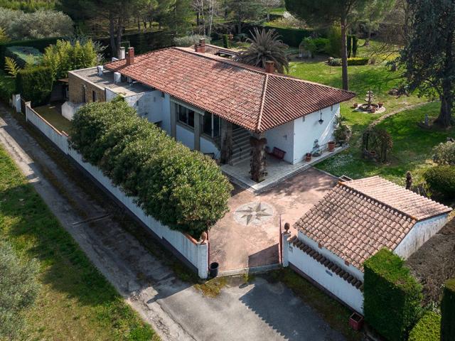 Limoux Carcassonne 20Mn Villa d'architecte T7 282m² 194. 282m² Carcassonne