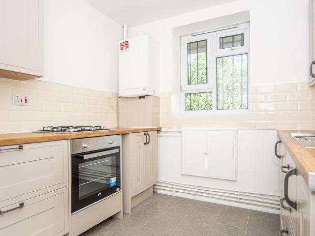 Limscott House, Bruce Road, London E3, 3 bed flat to rent, £2,700 pcm | PrimeLocation