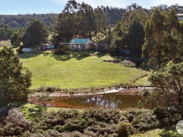 Linton Country Retreat on 10 Cleared Acres Peaceful Rural Living with Endless Potential