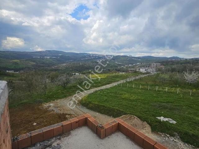 Linay City 1'de Site İçi 1+1 Çatı Dublex