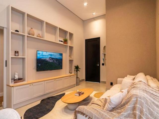 Linca casa térreas 3 suítes, 2 vagas de garagem, localização nobre de Atibaia