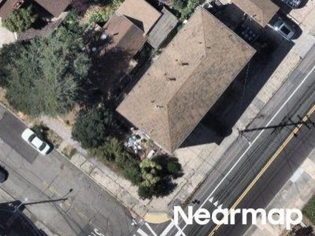 Lincoln Ave