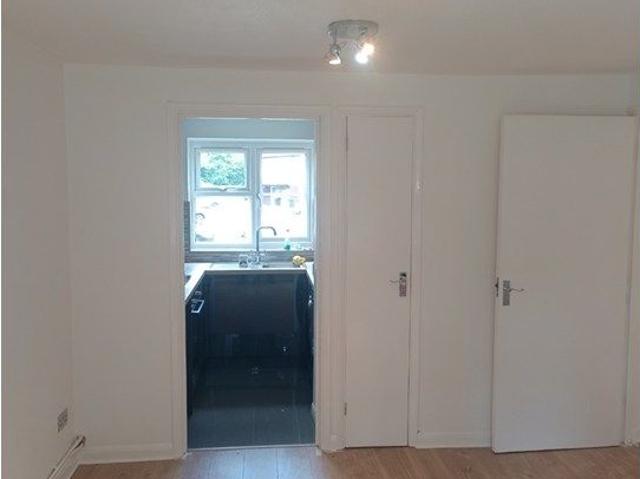 Lincoln Close, Welwyn Garden City AL7, 1 bed flat to rent, £1,250 pcm | PrimeLocation