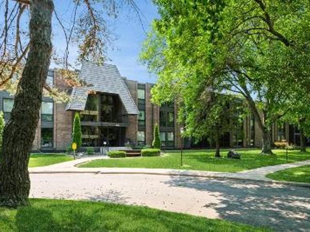 Lincoln Dr Apt 130