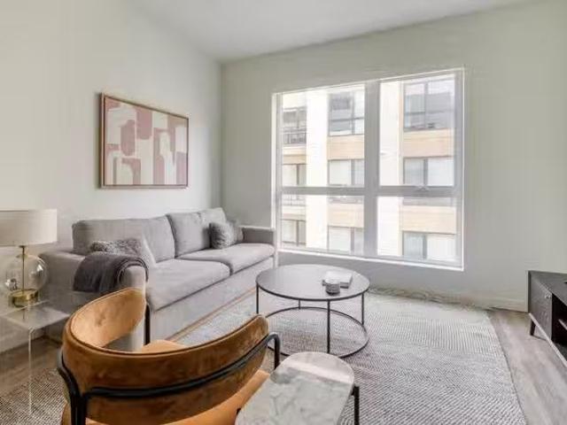 Lincoln Landing, 22335 Foothill Blvd, North Hayward 2 Bedroo.