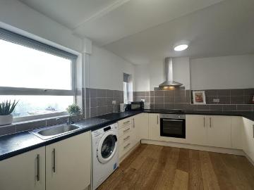 Lincoln LN1 5 bed terraced house to rent £2,383 pcm £550 pw