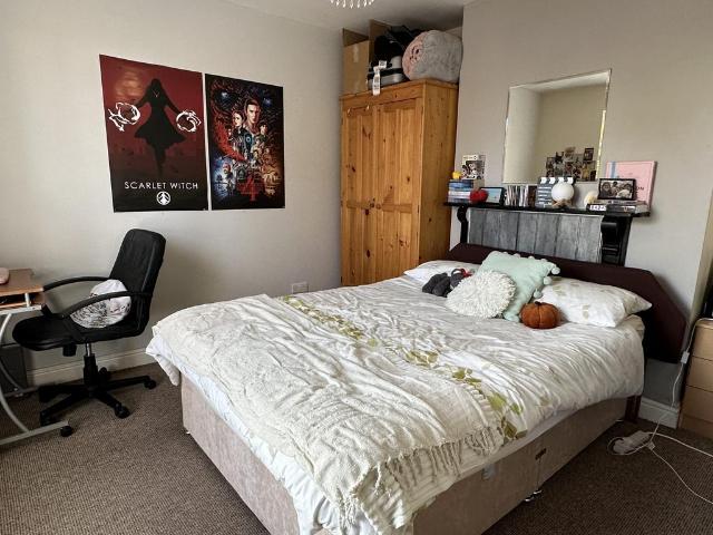 Lincoln LN1 6 bed terraced house to rent £2,860 pcm £660 pw