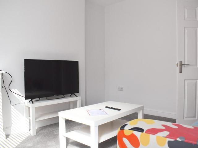 Lincoln LN5 2 bed terraced house to rent £1,387 pcm £320 pw