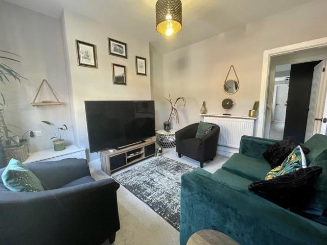 Lincoln LN5 2 bed terraced house to rent £1,430 pcm £330 pw