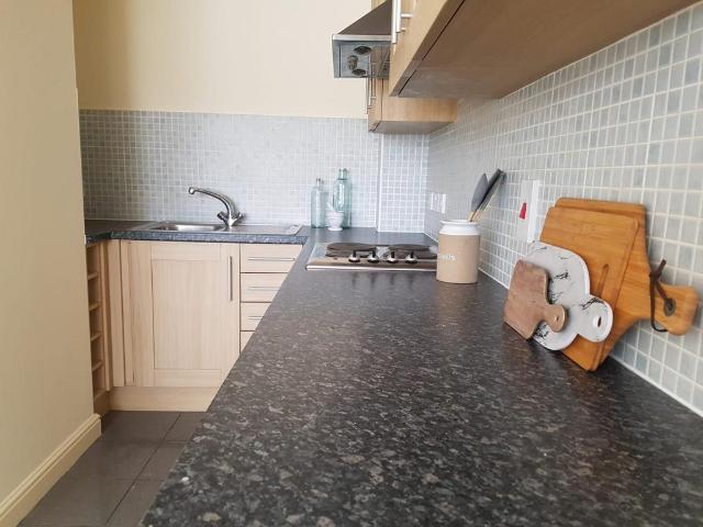 Lincoln LN5 2 bed flat to rent £1,300 pcm £300 pw