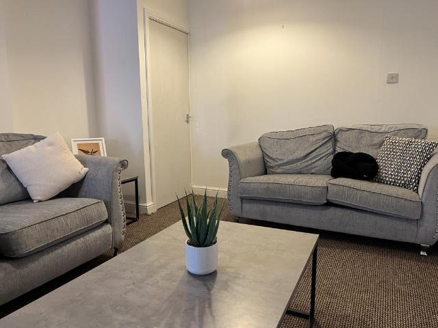 Lincoln LN5 3 bed terraced house to rent £1,690 pcm £390 pw