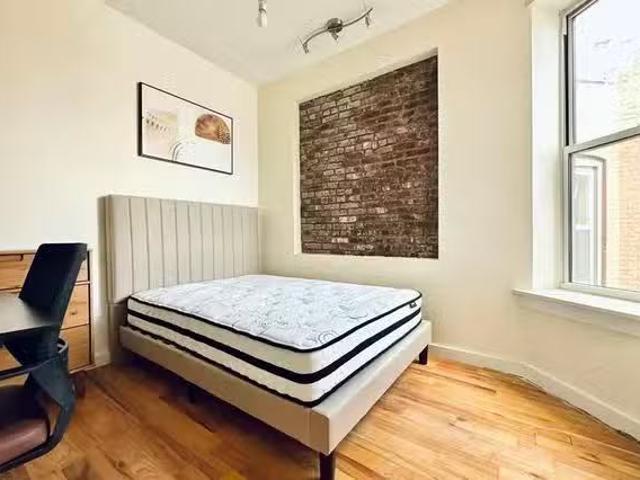 Lincoln Pl, Brooklyn, NY