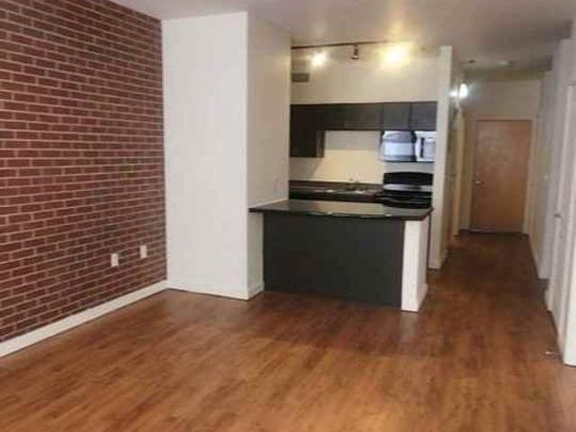 Lincoln Pointe Lofts 2 Bedroom Apartment for Rent at 9783 Pyramid Ct, Englewood, CO 80112