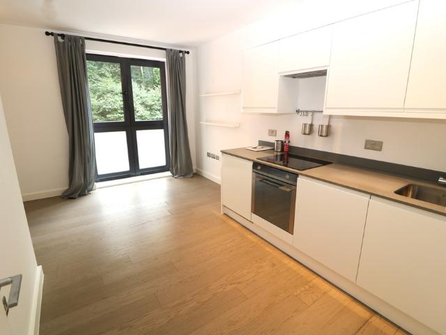 Lincoln Road, Dorking 1 bedroomProperty for lettings Seymours