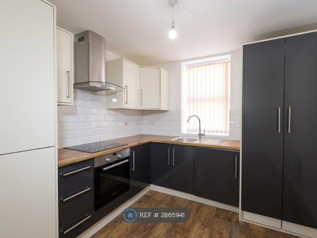 Lincoln Road, Peterborough PE1, 1 bed flat to rent, £685 pcm | PrimeLocation