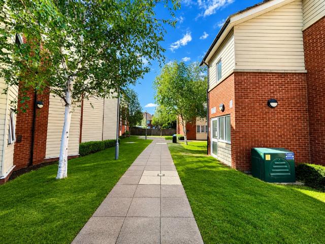 Lincoln Road, PETERBOROUGH PE1 1 bed in a house share to rent £575 pcm £133 pw
