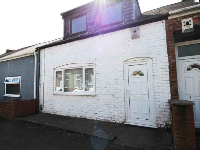 Lincoln Street, Sunderland SR4, 2 bed cottage to rent, £695 pcm | PrimeLocation