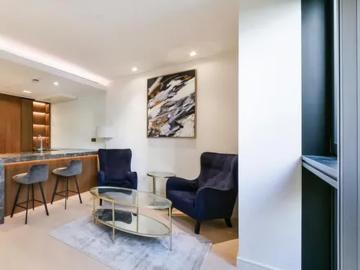 Lincoln Square, 18 Portugal Street, London, WC2A 2AT, United Kingdom | 1 bed house for rent #167641071 | Rentberry