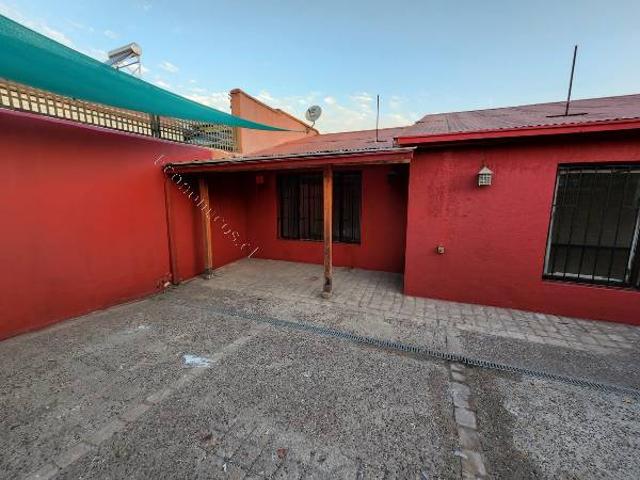 Linda y amplia casa Peñalolen