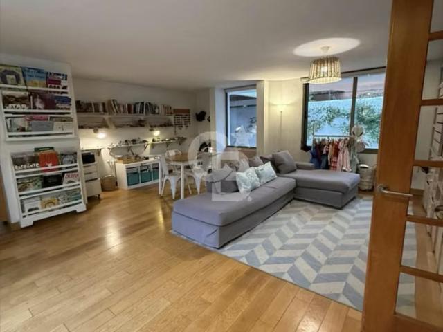 Linda Casa Mediterránea / Colegio Newland | 5 dormitorios por 36800.00 en Lo Barnechea