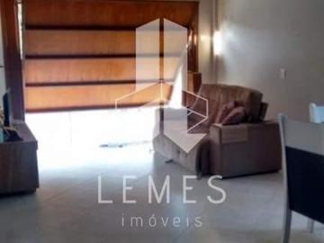 Linda Casa no Loteamento Zanetti Com Placa solar, recém instaladas. Para sua e