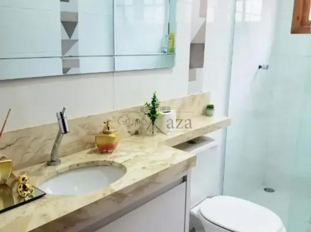 Linda casa no villa bran 85 m² com 3 q jacareí sp
