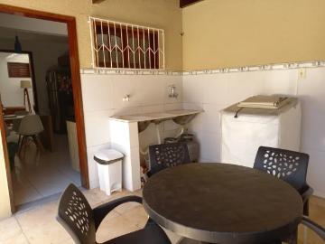 Linda Casa a venda, 4 quartos sendo 2 suítes, 5 vagas, no Parque Dois Irmãos Fortaleza CE