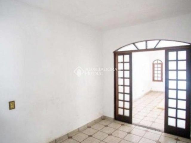 Linda Casa à Venda em Assunção, SBC