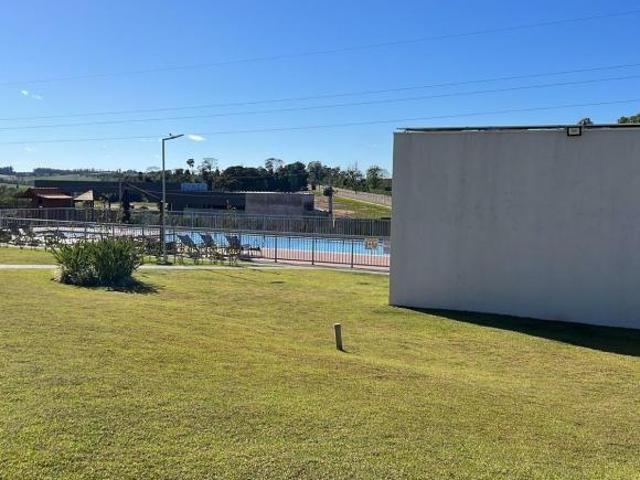 Linda casa à venda no Cond Paysage Essenza Umuarama, 3 suítes, jardim com Spa, Churrasqueira, alto p