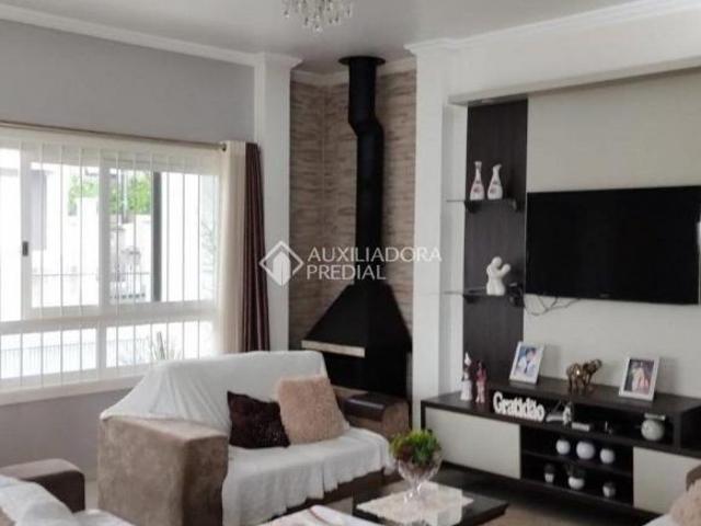 Linda casa à venda no bairro Auxiliadora