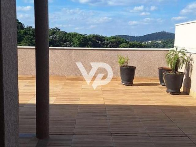 Linda Casa à Venda no Valville 2 – Conforto, Espaço e Vista Privilegiada!