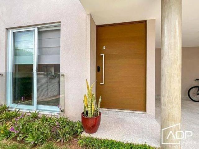 Linda casa Alphaville 11