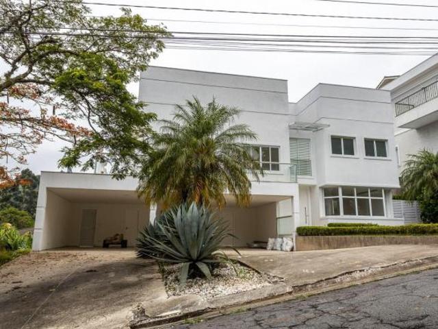 Linda casa Alphaville 8